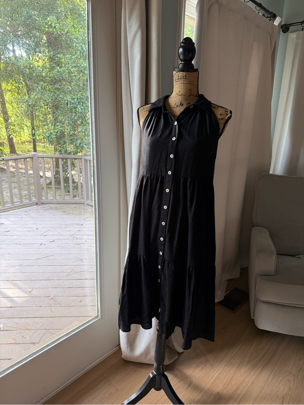 Nicole Miller Black Sleeveless Button-Front Tiered Midi Dress